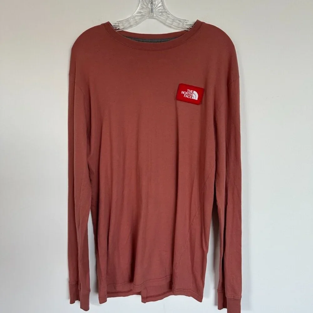 The North Face Patch Long Sleeve Tee Urban Outfitter Exclusive Size M Mens